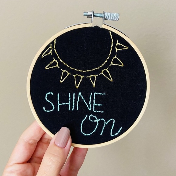 “Shine On” #GirlBoss bundle - Picture 4 of 7